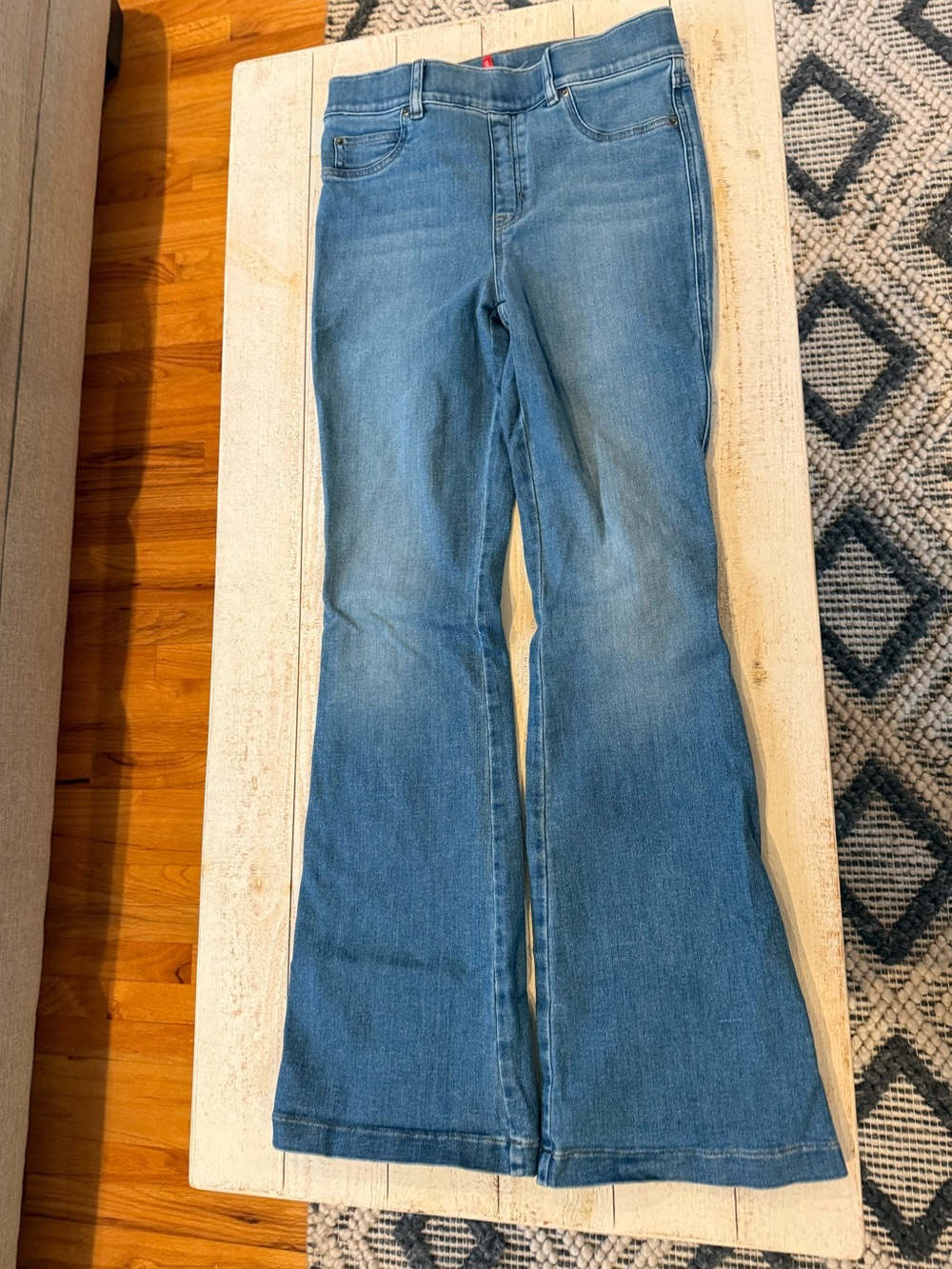 SPANX New - Women's Flared Jeans in Medium Blue Wash
